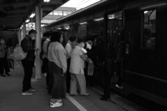 20221209 At Wakuraonsen Station
